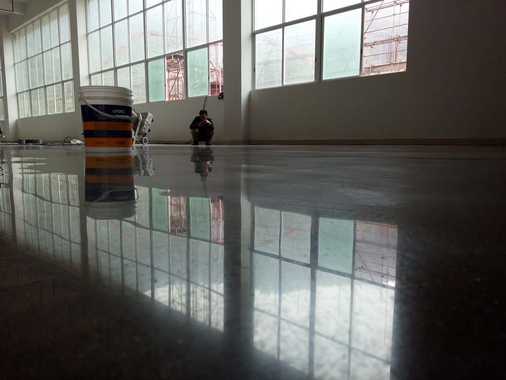 環氧樹脂地坪漆 環氧樹脂地坪漆